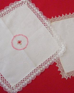 2 mileuri broderie-dantela
