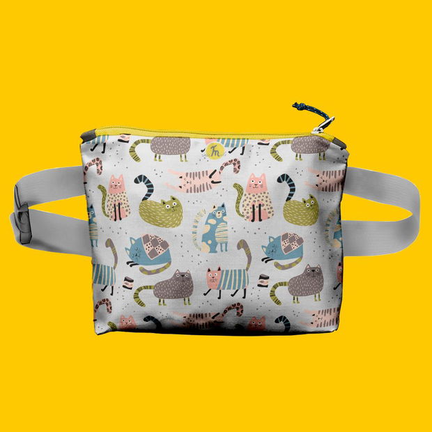 Borseta Handmade Fanny Pack, Mulewear, Colaj Pisica de Casa, Multicolor, 22x19 cm