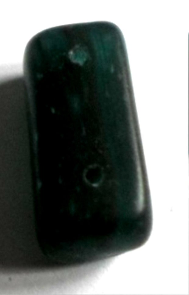 Margele sticla brick nuante de verde 2 orificii