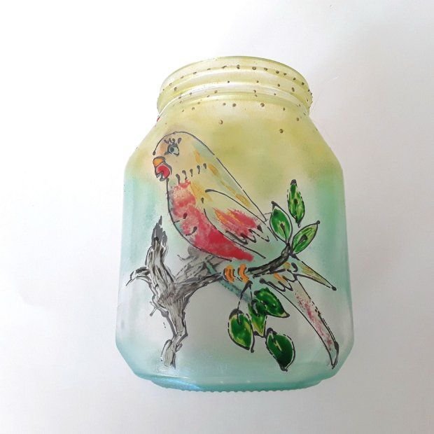 Felinar din sticla pictat manual cu pasare colorata