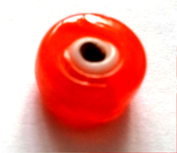 Margele sticla de lampa rondele protocaliu rosiatic transparent cu miez alb mat 10 mm