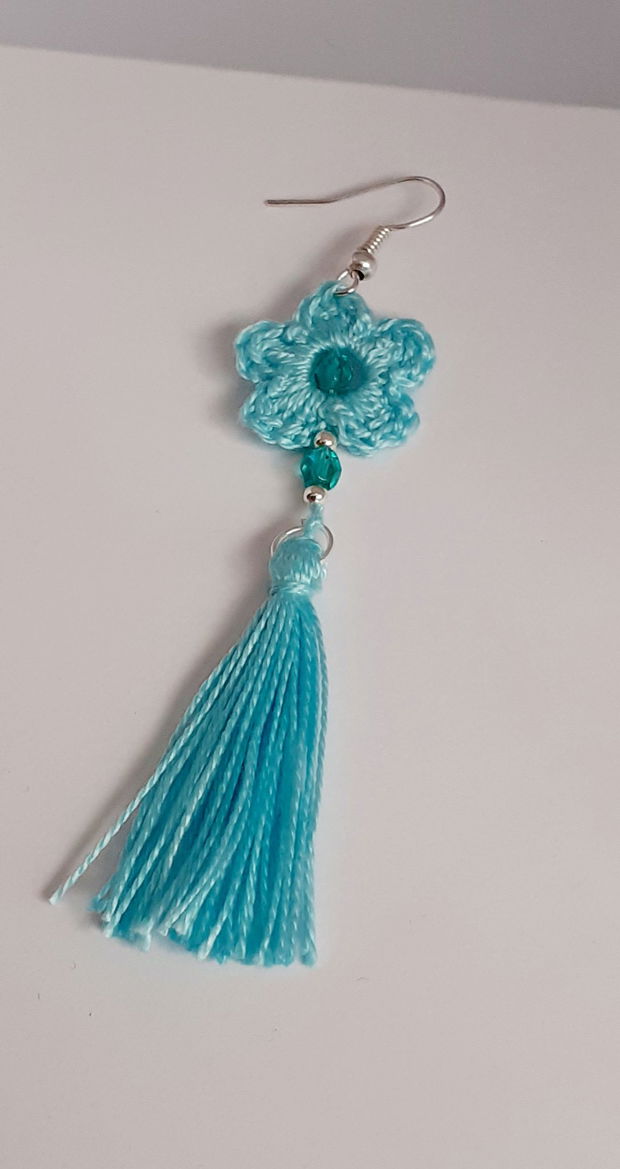 cercei handmade lungi  -"aqua"- albastru deschis