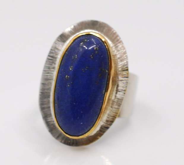 Inel din argint şi lapis cabochon, placat selectiv cu aur
