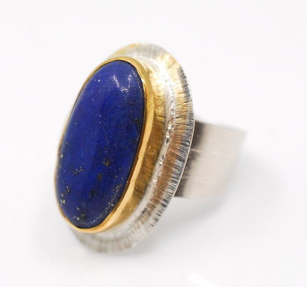 Inel din argint şi lapis cabochon, placat selectiv cu aur