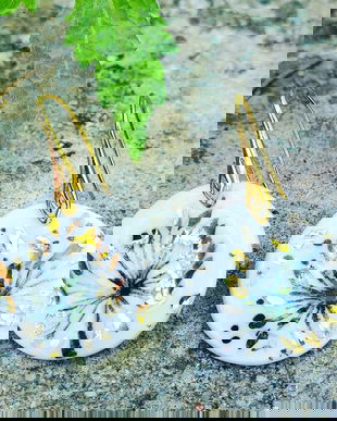 Cercei din portelan pictati cu luster de aur si crom, cu tortite din argint 925 placate cu aur de 14 K - SUMMER VIBES
