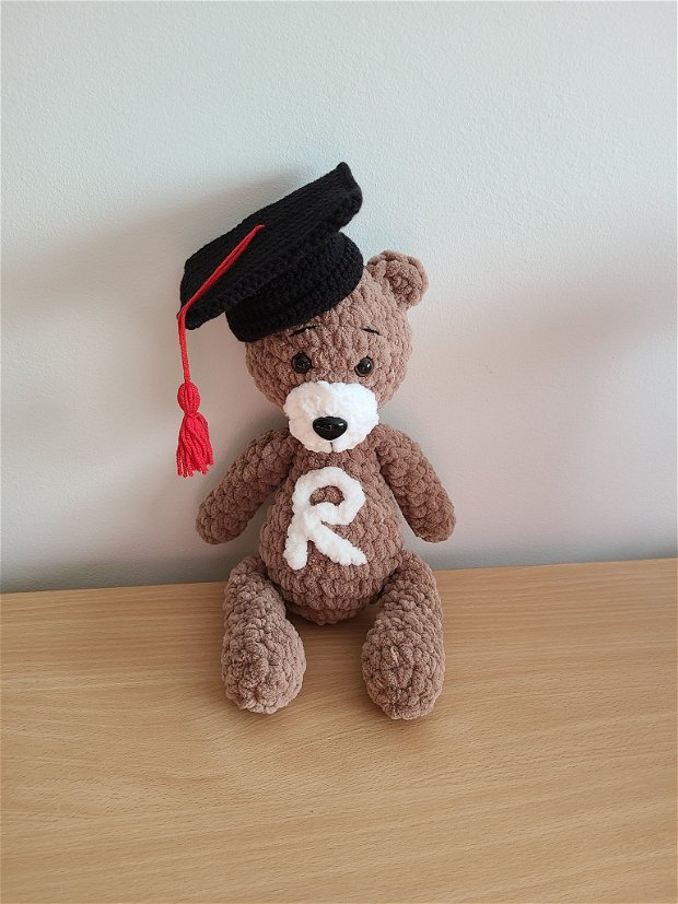 Ursuleț absolvent croșetat