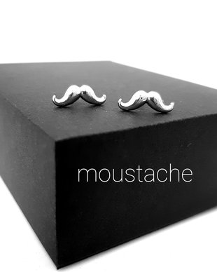 Cercei din argint MOUSTACHE