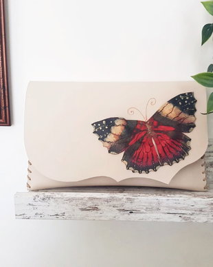 poseta plic handmade unicat din piele -Red and Black Butterfly
