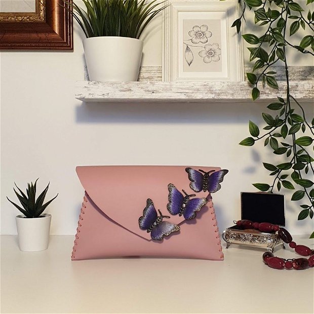 poseta plic handmade unicat din piele - Purple Butterflies Dream