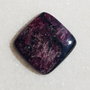Cabochon eudialit (INDIA - lucrat manual) aprox 19x19.5x4.5 mm