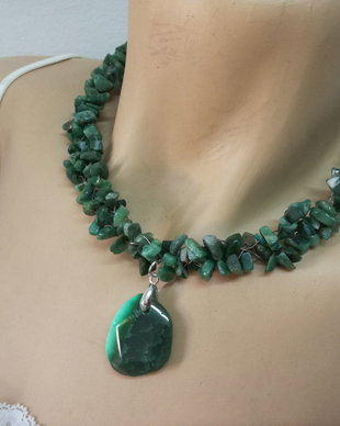 Colier verde