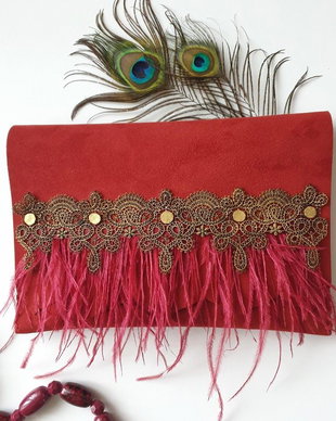 poseta plic handmade unicat din piele - Red Feathers