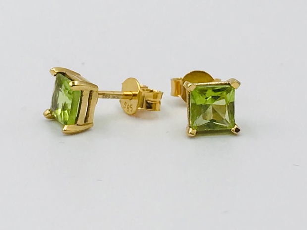 Cercei aur si peridot princess cut