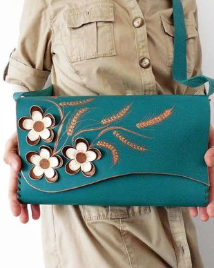 Geanta "Crossover" handmade unicat din piele naturala- Teal Vintage flowers