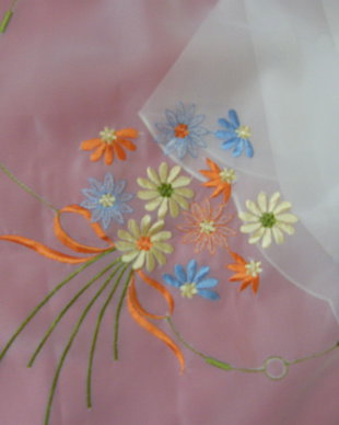 Napron cu broderie