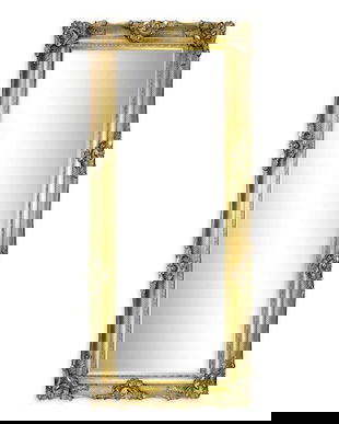 Oglinda mare cu o rama aurie cu decoratiuni