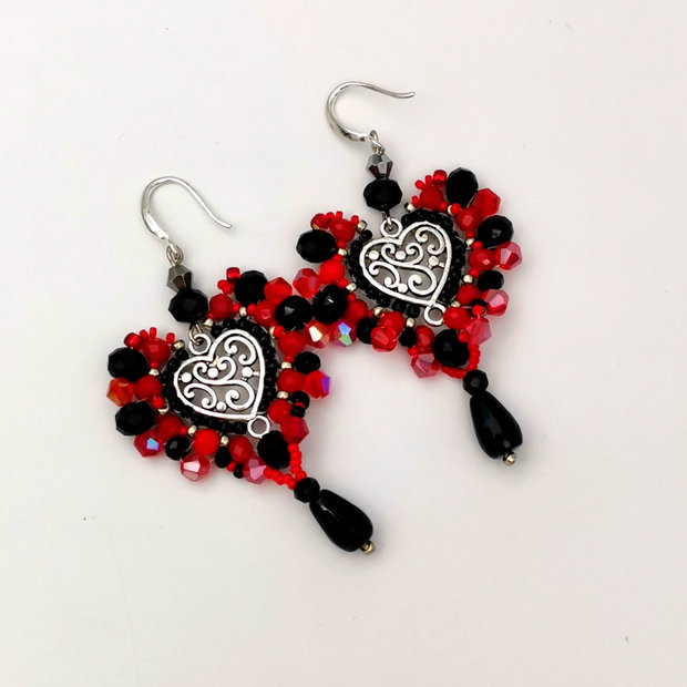 Rezervat Cercei - Red & Black Heart