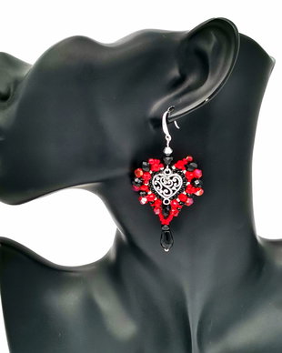 Rezervat Cercei - Red & Black Heart