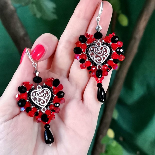 Rezervat Cercei - Red & Black Heart