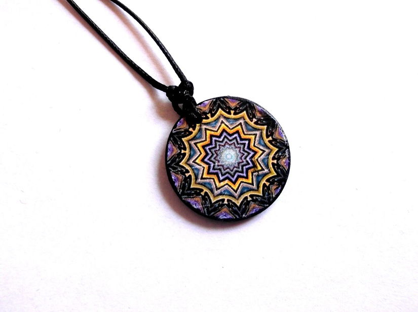 colier lemn mandala 39363