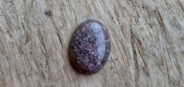 Cabochon lepidolit, 30x22 mm