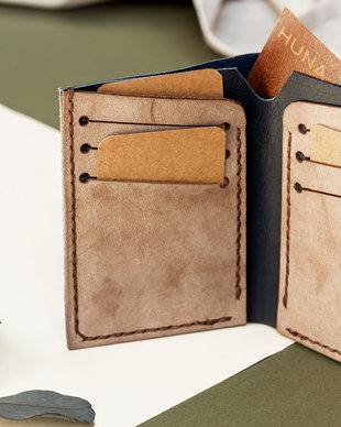 Portofel "AD5" din piele naturala reciclata, slim, personalizat prin gravura