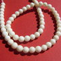 Coral alb aprox 6-6.5 mm