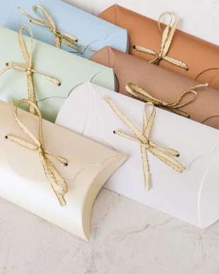 Set 6 cutiute pillow din carton sidefat
