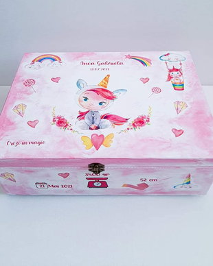 Cufar din lemn cu Unicorn
