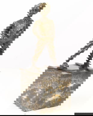 Baietel schior - statueta din bronz pe soclu din marmura