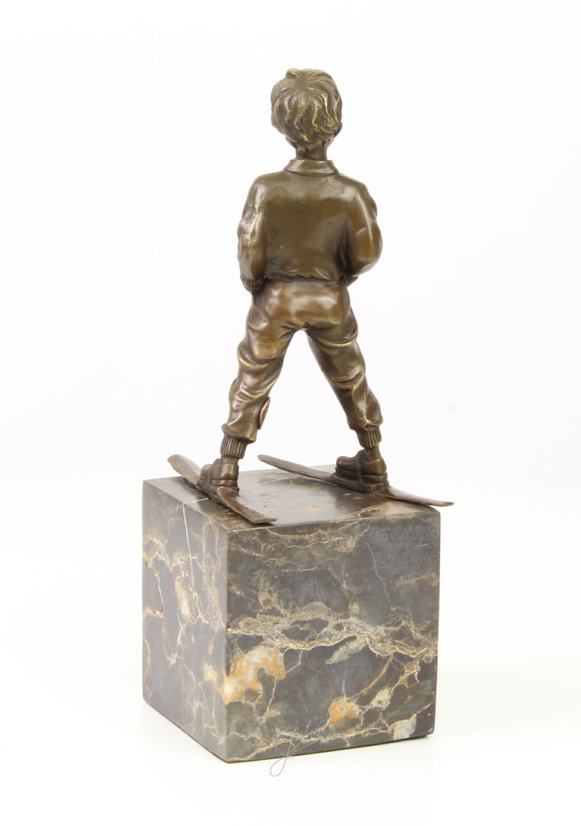 Baietel schior - statueta din bronz pe soclu din marmura