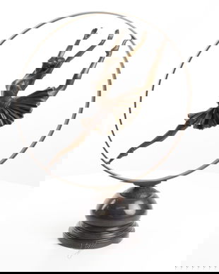 Dansatoare cu cercul  - statueta din bronz pe soclu din marmura