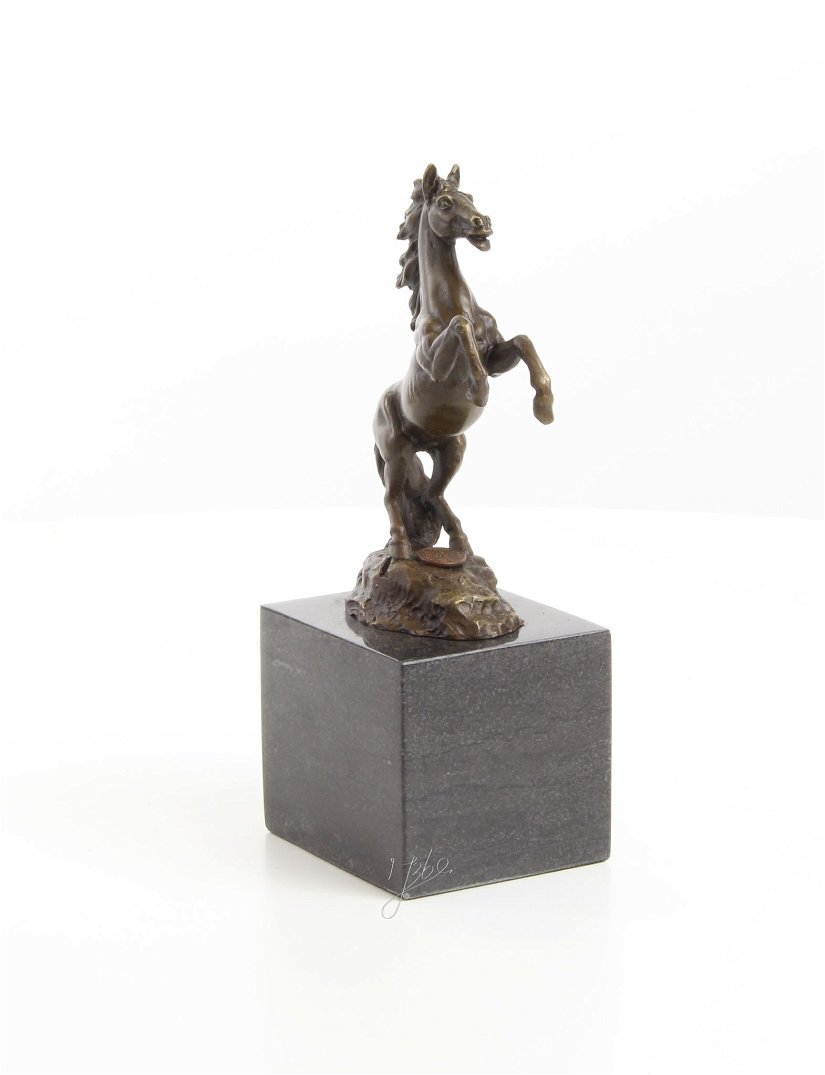 Cal - statueta din bronz pe soclu din marmura