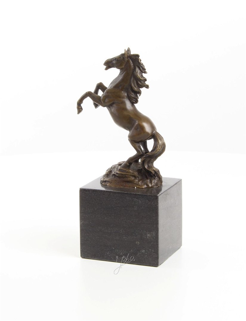 Cal - statueta din bronz pe soclu din marmura