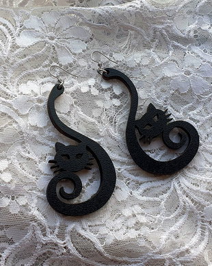 Cercei Curly Catty