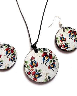set lemn cu motiv traditional  39731
