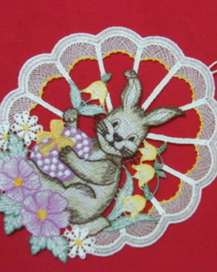 Nou broderie dantelata Paște