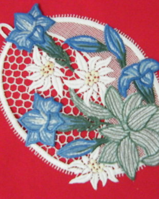 Nou broderie dantelata cu flori de munte