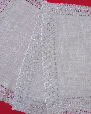 Set 4mileuri cu dantela