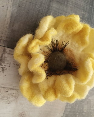 Brosa floare