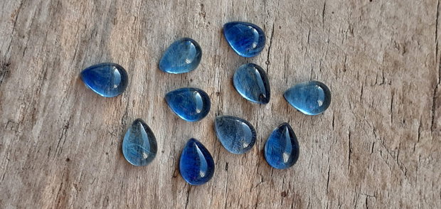 Cabochon kyanite/cianit/distene, 8x6x3 mm (1 buc)