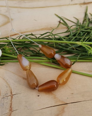Agate teardrop