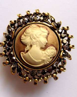 brose camee cu marcasite 39587