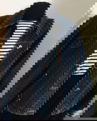 Jacheta jeans și tricou marinar