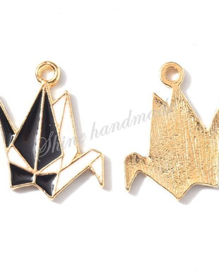 Charm origami, 21x15x1.5mm