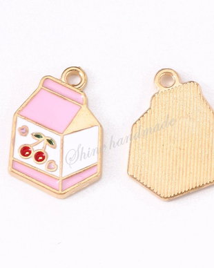 Charm cutie de lapte, 20x13.5x1.5mm