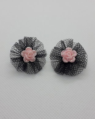 cercei handmade din tül cu trandafiri