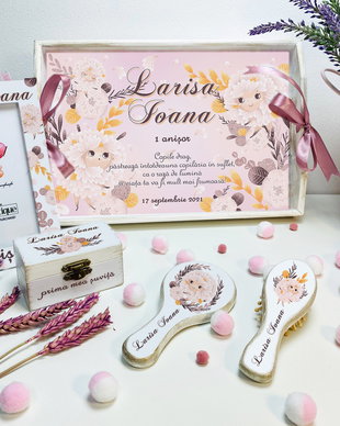 Set aniversar personalizat 1 anisor - Sweet flowers - Tavita turta si accesorii