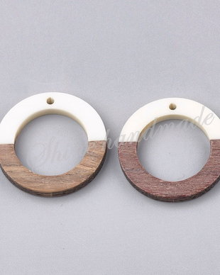 Pandantiv rotund din lemn de nuc si rasina alba, 28x3mm