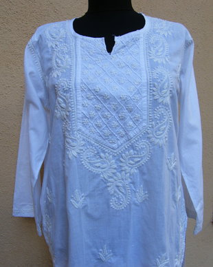 Bluza cu broderie